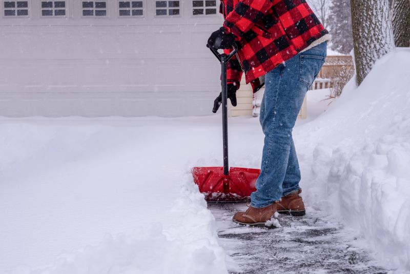 Snow Shoveling Service in New York, NY